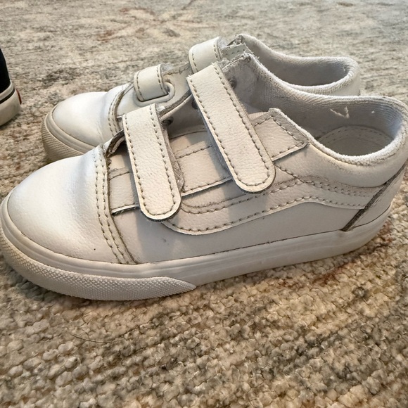 Stylish Toddler boy Shoes in Black, White, Tan, and Brown - Picture 7 of 9